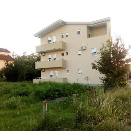 Tufio Apartmani Ulcinj Exterior photo